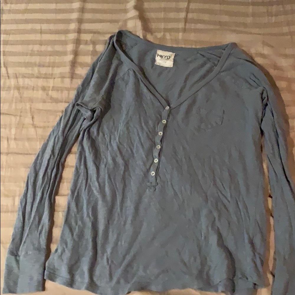 Long sleeve tee